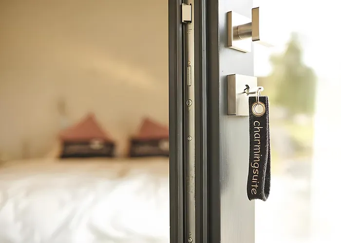 Charmingsuite